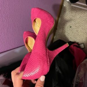 Jessica Simpson Pink Pumps